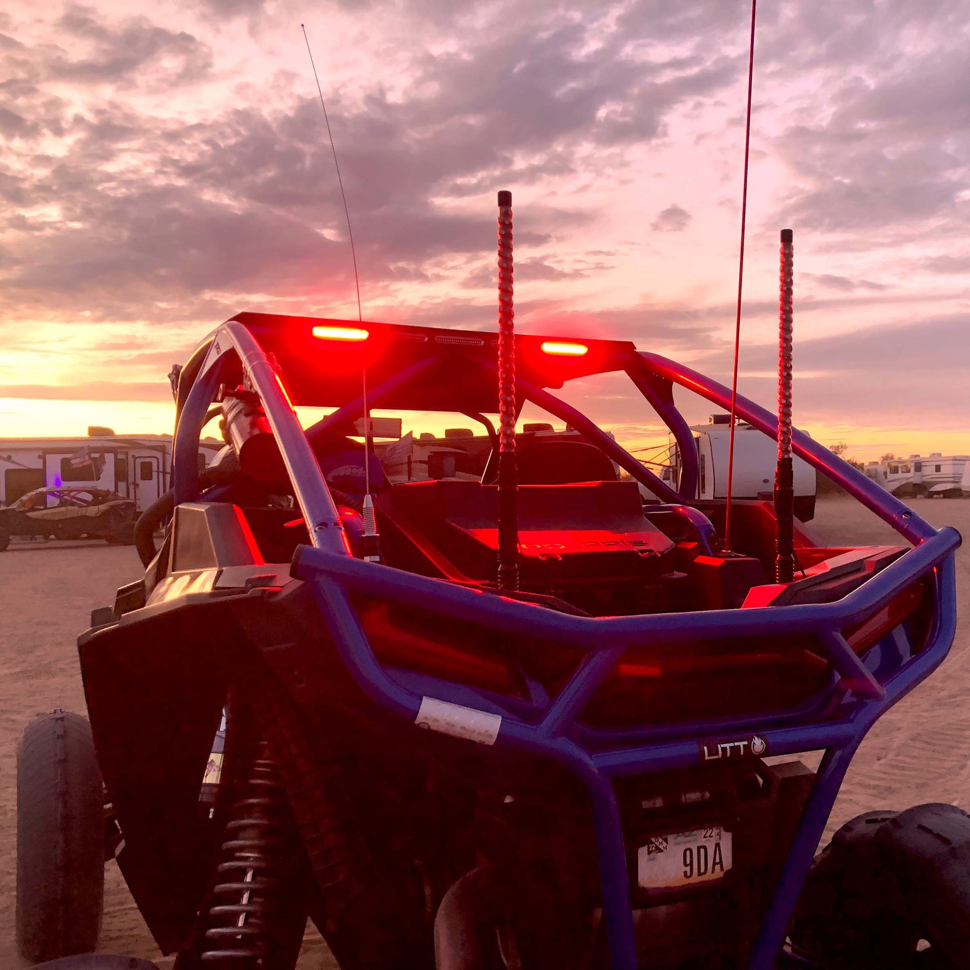 litt industries led chase bar rear facing light bar for utv rzr can am truck or overlander with 1.75" roll bar clamps mounted to polaris rzr turbo S